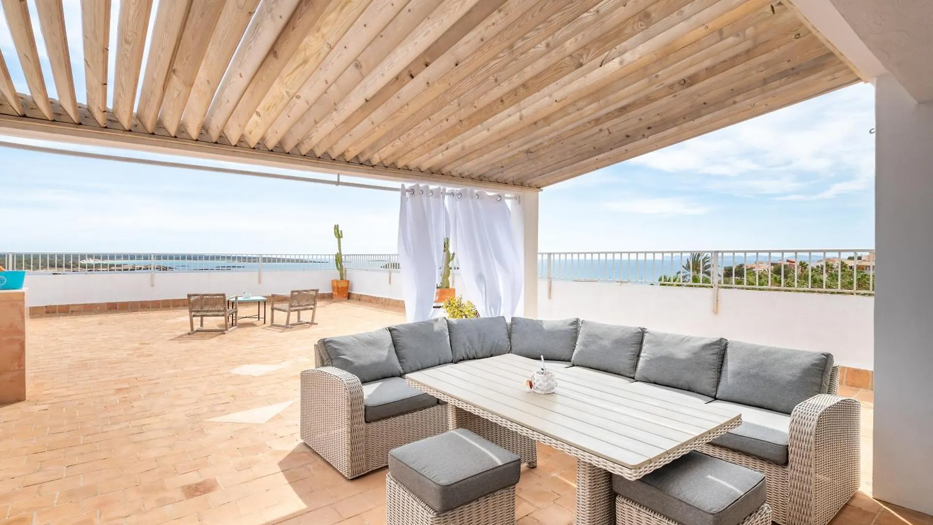 Beachfront Penthouse Colonia de Sant Jordi 0*,  Ισπανία
