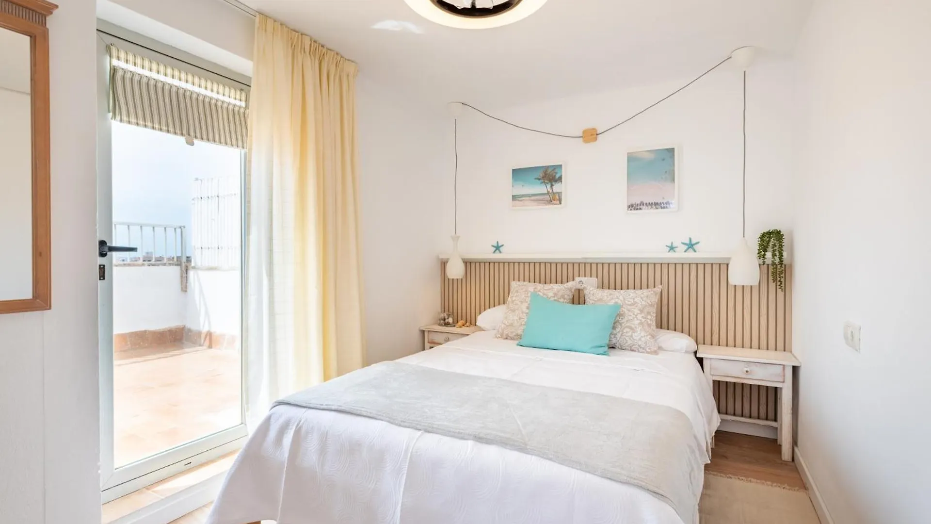 Beachfront Penthouse Colonia de Sant Jordi Διαμέρισμα